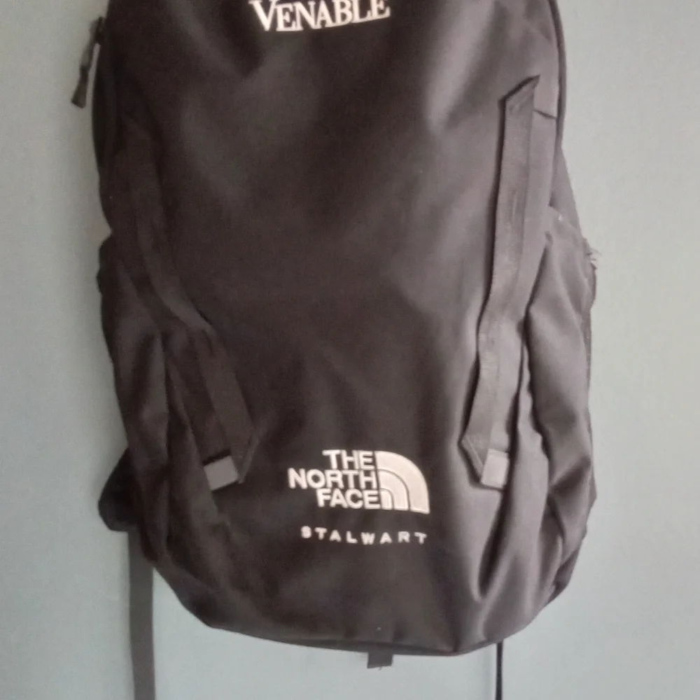 The North Face Stalwart Backpack Black FlexVent Laptop Bag‎ Venable Embroidered